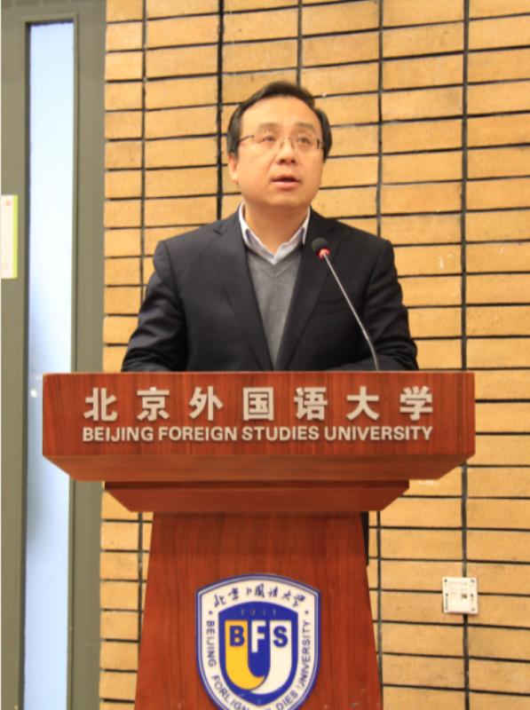 贾校长.jpg